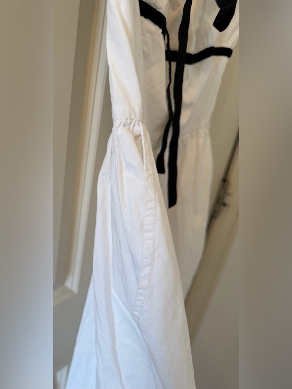 Maeve/Anthropologie Bustier Wide Leg Jumpsuit in White/Black, Size 4 - Picture 7 of 11